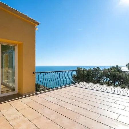 The Beauty Of Cala Tamarit Villa Tarragona